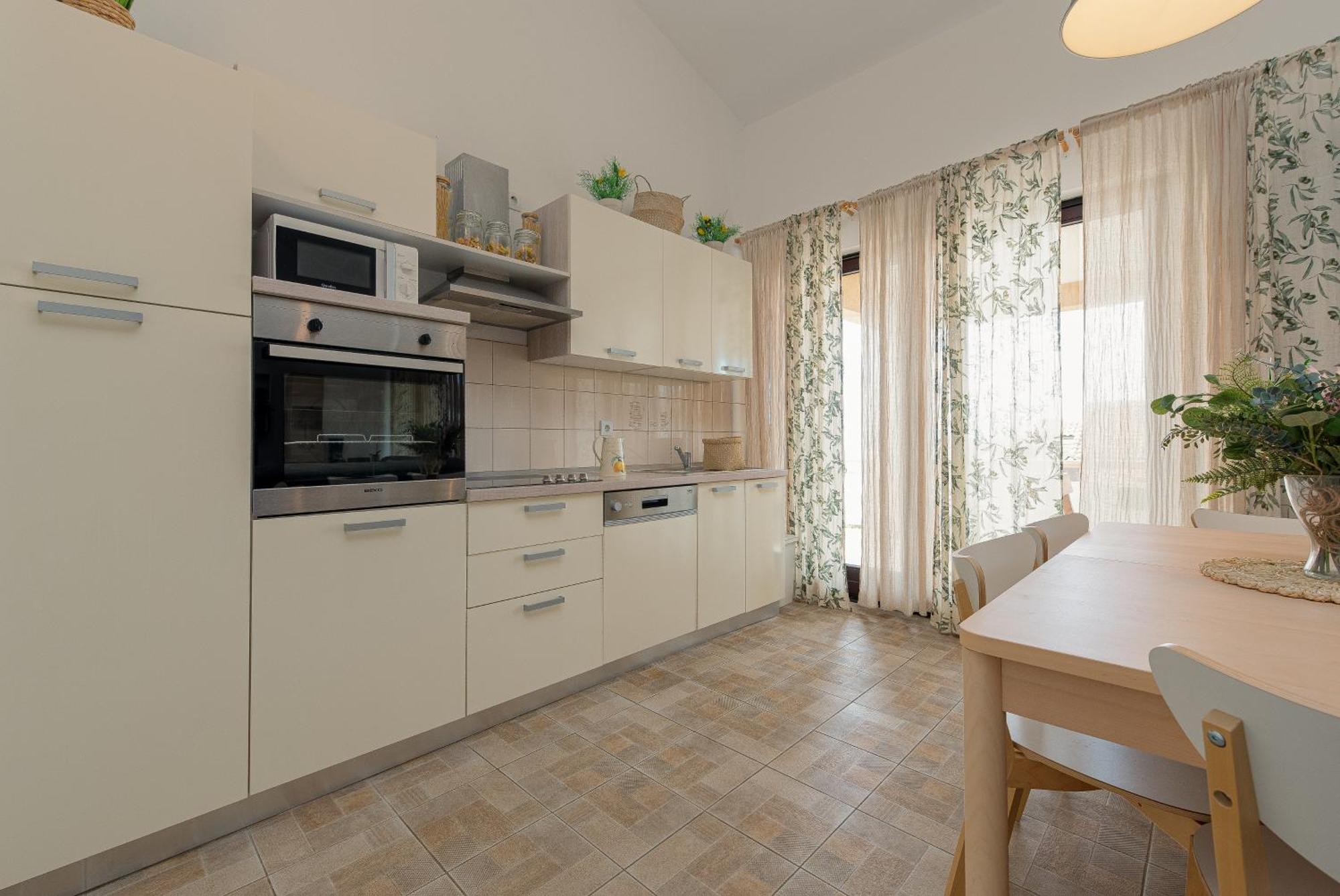 Apartment Tomislav Vir Eksteriør billede